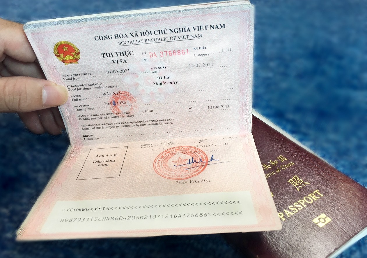 Quy trình và thủ tục để người lao động nước ngoài được vào Việt Nam làm việc hợp pháp