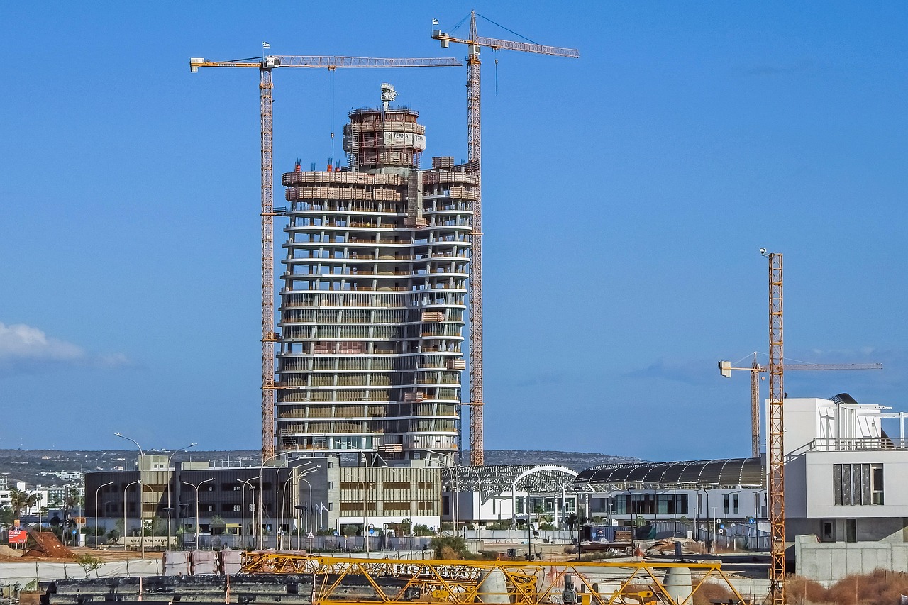 Nhà đầu tư nước ngoài cần thực hiện những thủ tục pháp lý nào khi hoạt động tại Việt Nam?